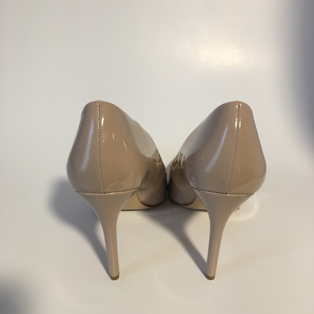 Nine West Tan Heels - Picture 2 of 5